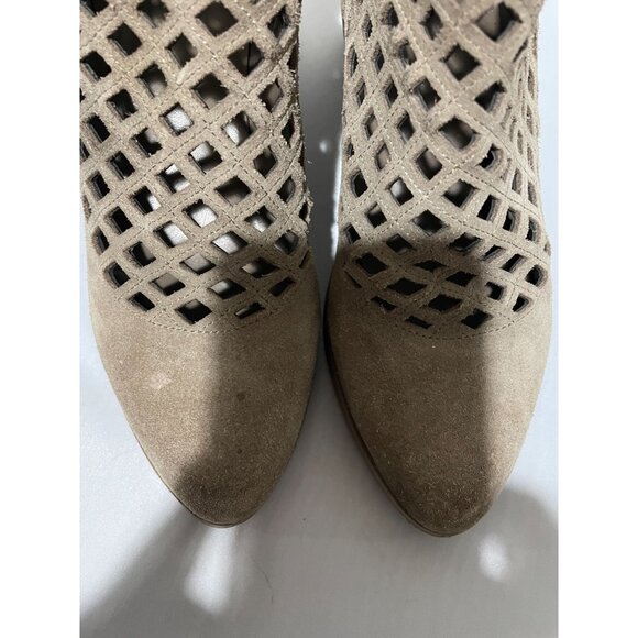 Crown Vintage Women's 6M Taupe Suede Cutout Ankle Booties - Picture 9 of 15